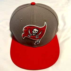 Tampa Bay Buccaneers Fitted New Era Hat